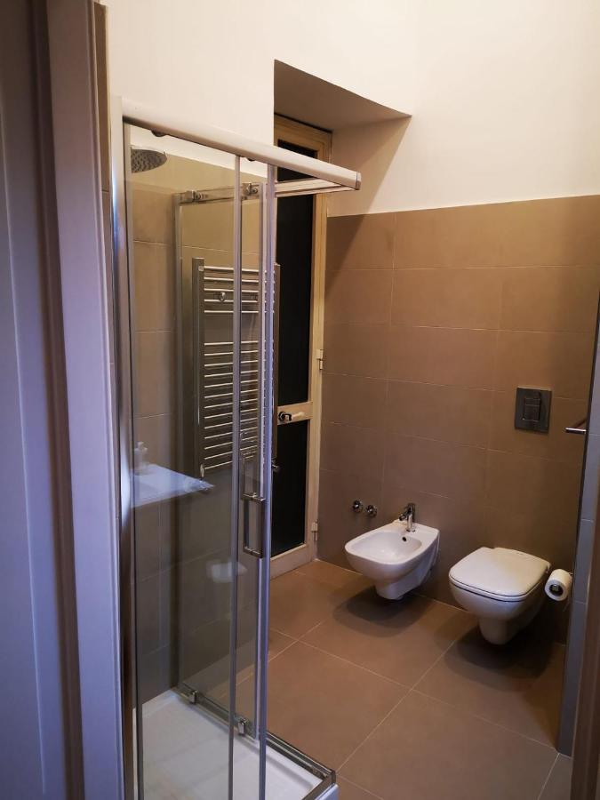 Casa Cupiello Via Chiaia - Casa Vacanze Ad Uso Esclusivo Neapel Exteriör bild